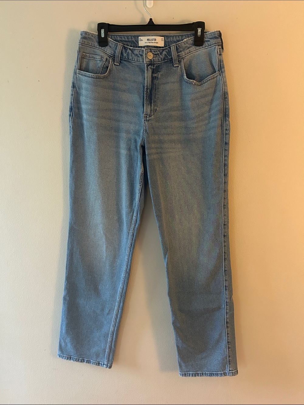 Hollister Women's Light Wash Straight Leg Jeans size 12 long